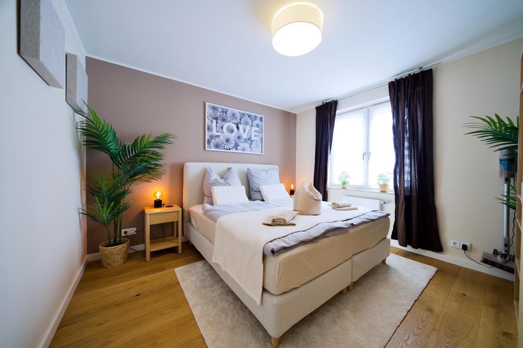 Edler Wohnraum Schwanenteich-Oase Mit Balkon, Kaffeevollautomat, Lift & Parkplatz Apartment Zwickau Exterior photo